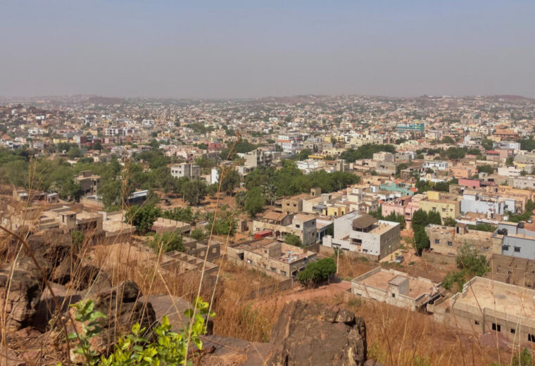 Au Mali, un convoi de l’armée pris pour cible par des indépendantistes touaregs à Anéfis