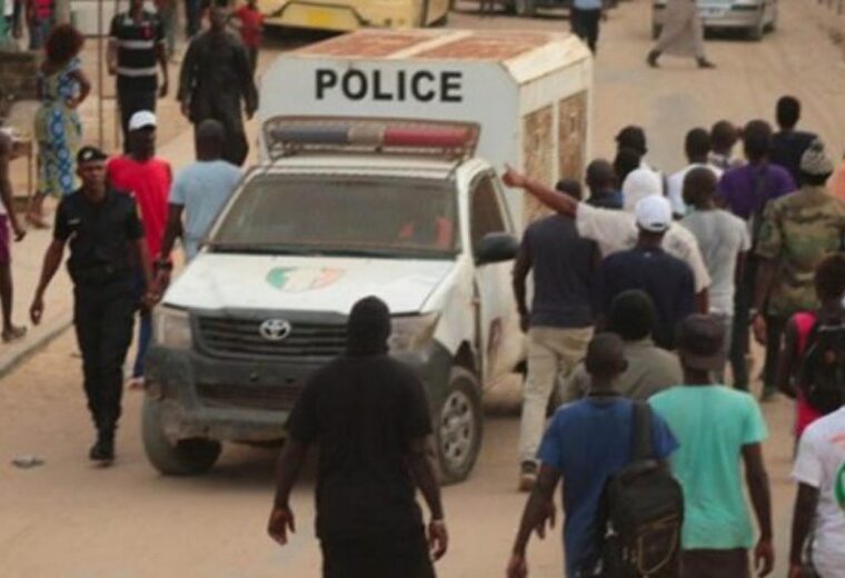 Deux policiers blessés lors d’une intervention au marché de Thiaroye