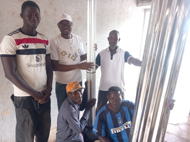 Idrissa Benjamin Sané offre des tôles aux Jakartamen de Kandialang
