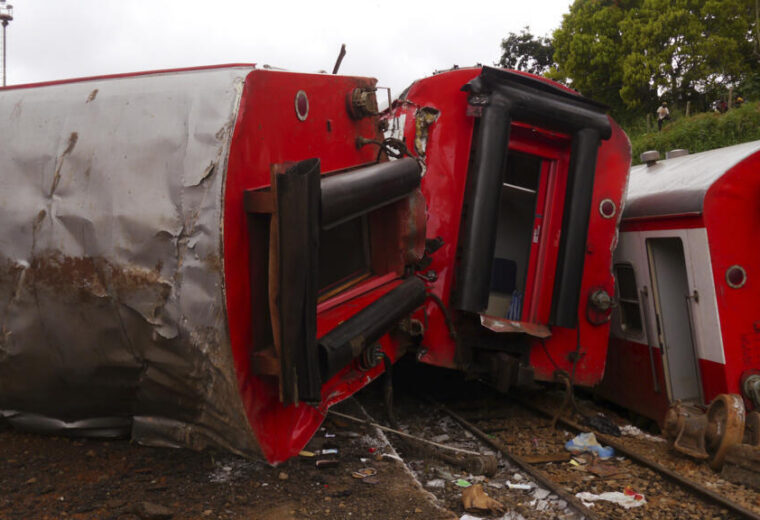 Dix ans après la catastrophe ferroviaire d&rsquo;Eséka, le Cameroun toujours en deuil