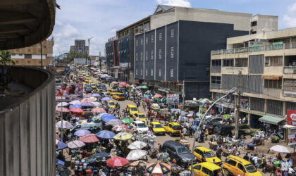Cameroun: des milliers de taxis arrêtés pour non-conformité à de nouvelles règles d&rsquo;indentification