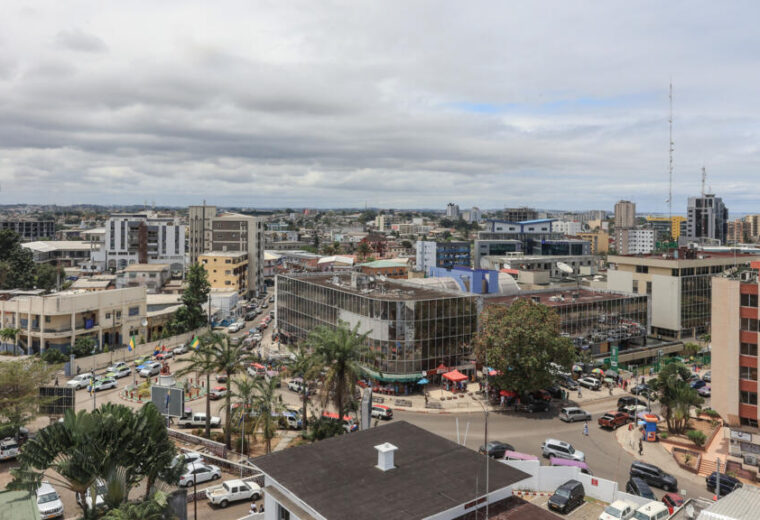 Gabon: cinq formations politiques vent debout contre la régulation du nombre de partis