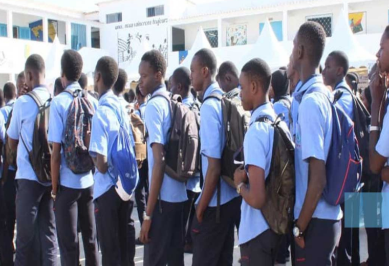 Éducation: la rentrée scolaire reportée