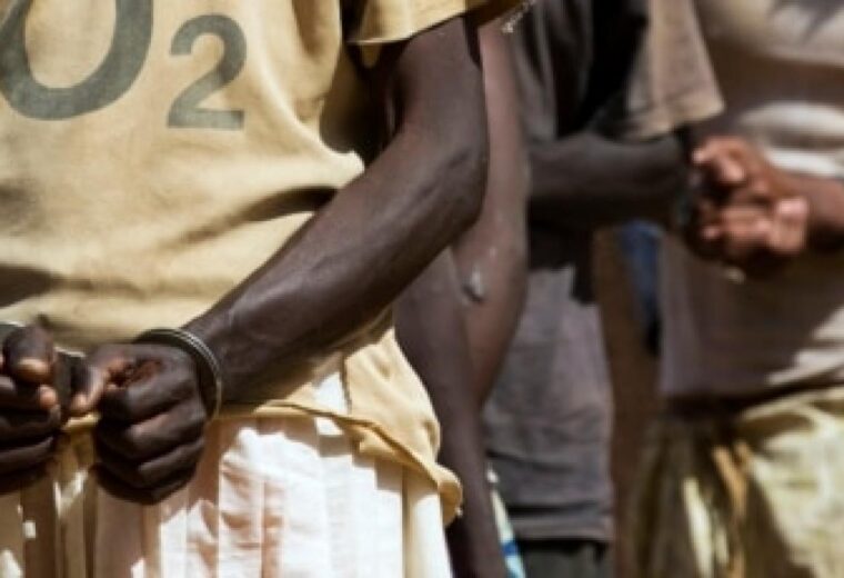 Tamba : 35 homos arrêtés, et ce n’est pas fini