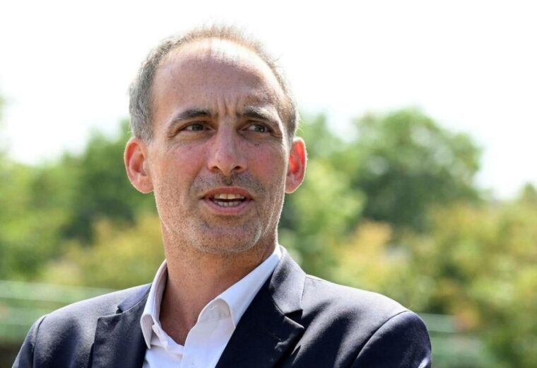France : l&rsquo;eurodéputé Raphaël Glucksmann élu candidat de la gauche sociale-démocrate à la présidentielle