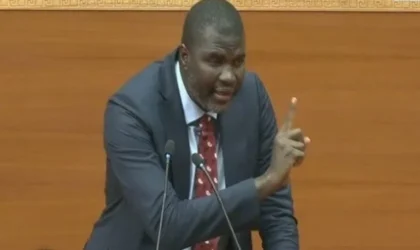 Amadou Ba dénonce des « budgets cachés » sur l’énergie et les bourses familiales